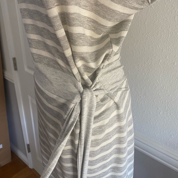 Stripped Dress - Picture 4 of 7